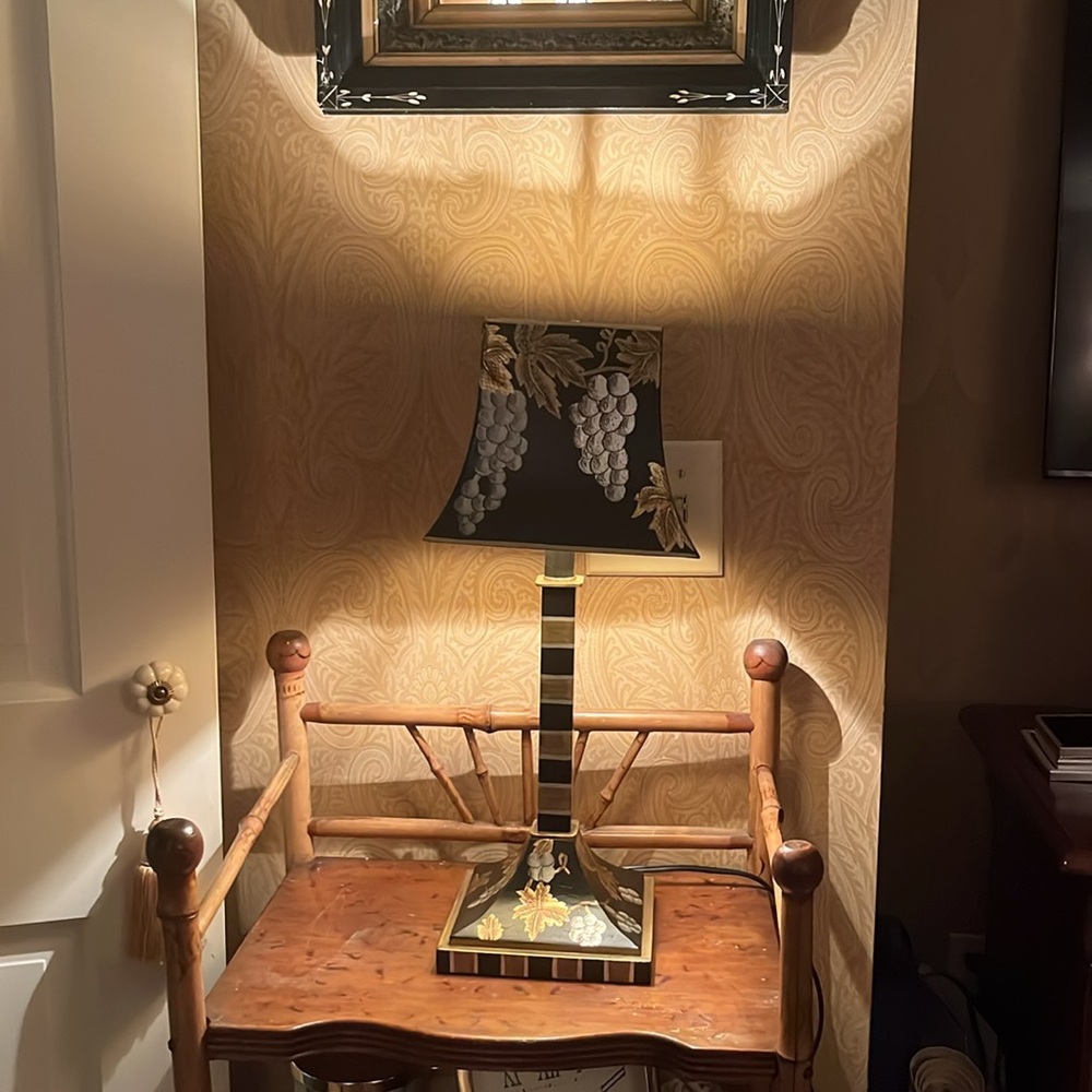 Mac-Kenzie Childs Vendage Lamp - Picture 8 of 8